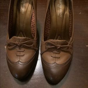 Naturalizer Oxford Style Heels